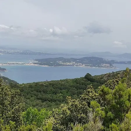Saint-mandrier Ou La Presqu'ile De Beaute *