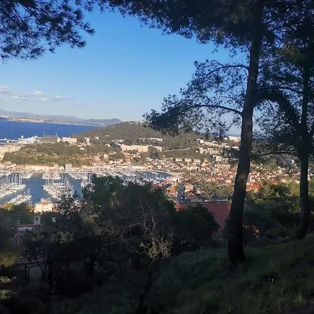 Saint-mandrier Ou La Presqu'ile De Beaute סן-מנדרייה-סור-מר